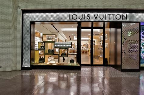 louis vuitton retailers|what stores sell louis vuitton.